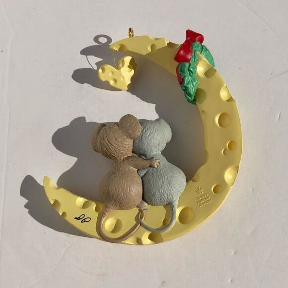 1996 OUR FIRT CHRISTMAS TOGETHER HALLMARK KEEPSAKE ORNAMENT VINTAGE COLLECTION - Picture 4 of 8